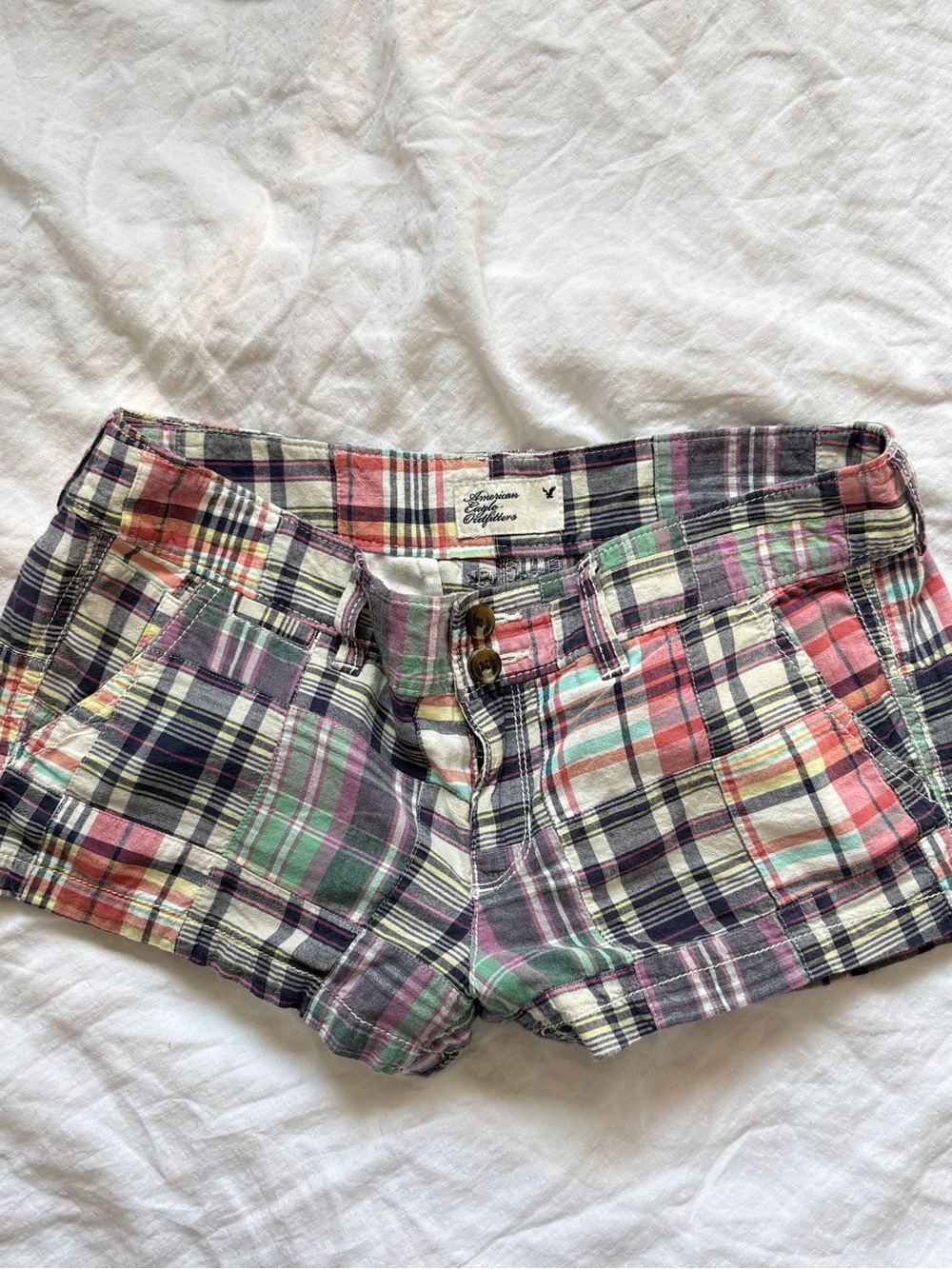 ❀⋆.ೃ࿔*:・American eagle plaid short - Picture 1 of 5